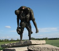 statue des Cobbers australiens, fromelles, juillet 1916 balades-historiques.com