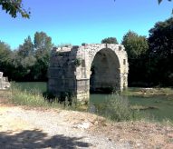 Ambrussum, pont romain, pont Ambroix, Via Domitienne, balade historique, www.balades-historiques.com